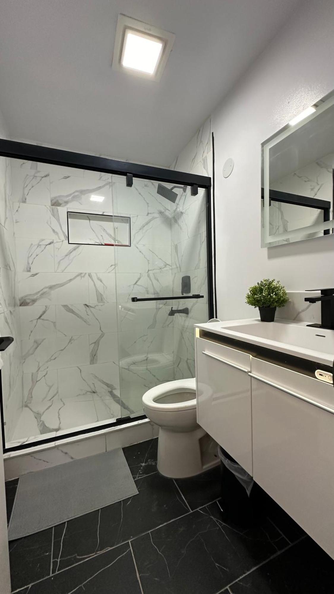Modern 2Br Stylish & Cozy Unit Bed & Breakfast Los Angeles Exterior foto